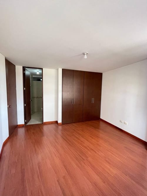 Apartamento de 2 alcobas en arriendo en Mazuren, Bogotá, 61 m² · foto 14 de 24