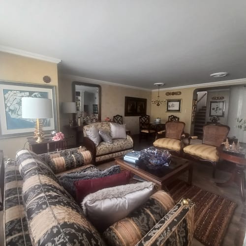 Apartamento de 3 alcobas en venta en Santa Barbara, Bogotá, 134 m² · foto 3 de 15