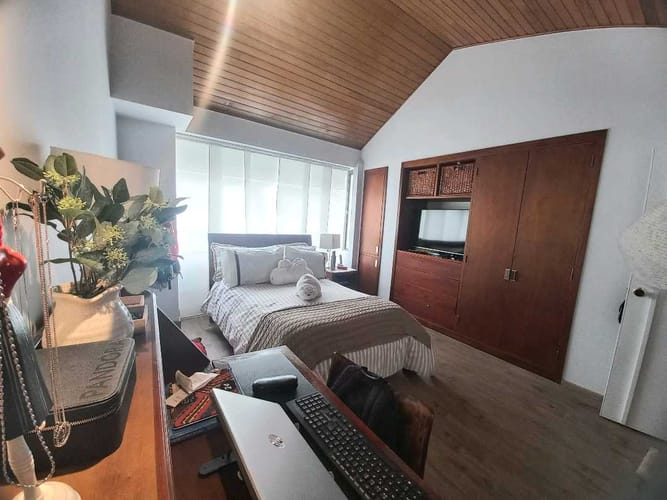 Apartamento de 3 alcobas en venta en Santa Barbara, Bogotá, 134 m² · foto 6 de 15