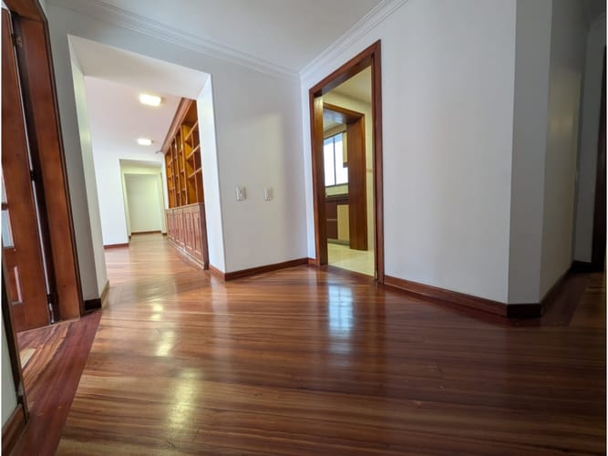 Apartamento de 3 alcobas en venta en Chapinero, Bogotá, 179 m² · foto 5 de 24