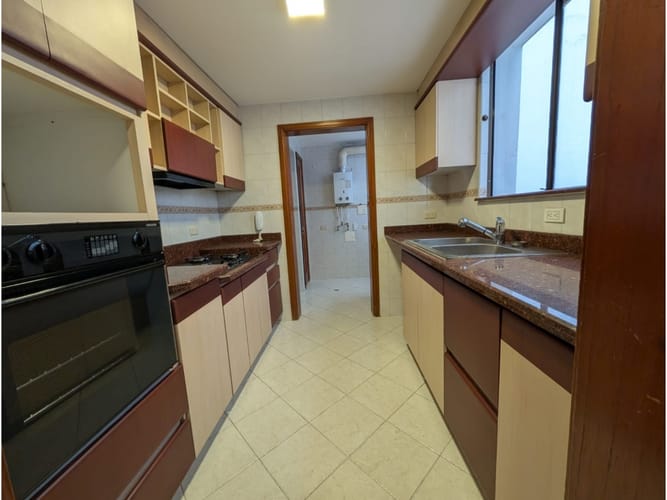 Apartamento de 3 alcobas en venta en Chapinero, Bogotá, 179 m² · foto 8 de 24