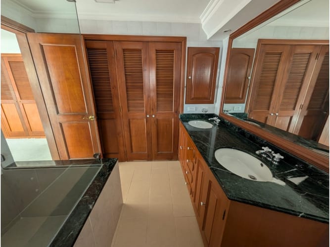 Apartamento de 3 alcobas en venta en Chapinero, Bogotá, 179 m² · foto 14 de 24