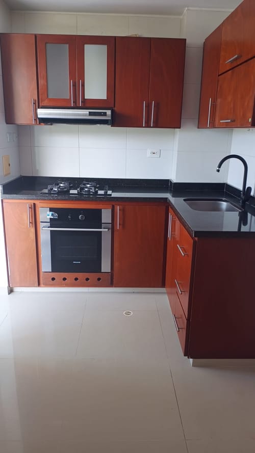 Apartamento de 3 alcobas en venta en Cabecera Del Llano, Bucaramanga, 90 m² · foto 3 de 16