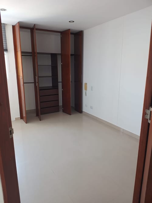 Apartamento de 3 alcobas en venta en Cabecera Del Llano, Bucaramanga, 90 m² · foto 7 de 16