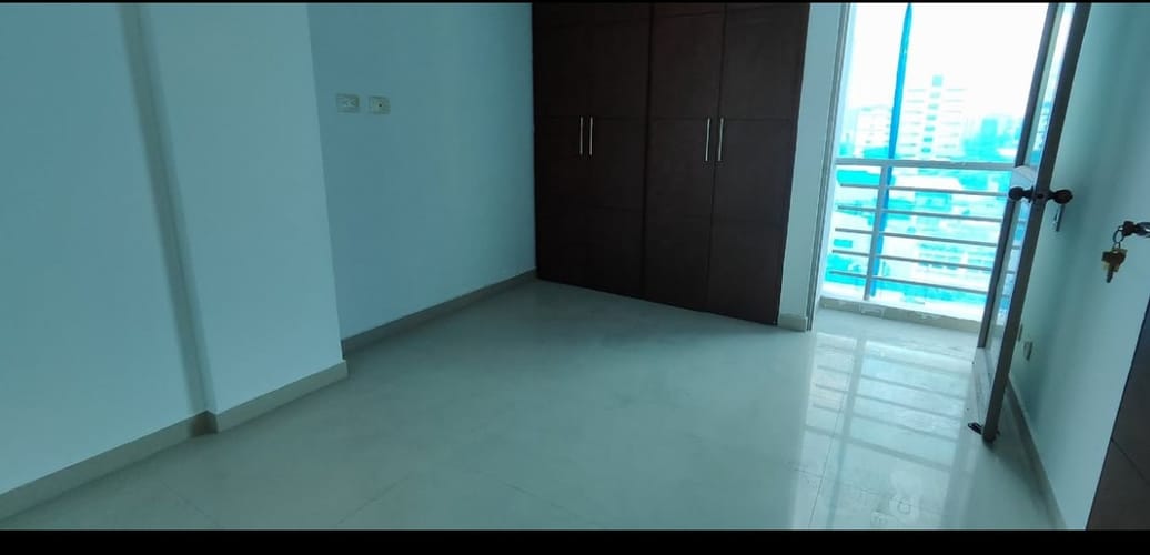 Apartamento de 3 alcobas en venta en Cabecera Del Llano, Bucaramanga, 90 m² · foto 11 de 16