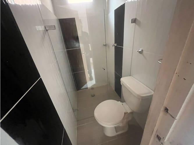 Local en arriendo en San Marcos, Envigado, 100 m² · foto 2 de 11