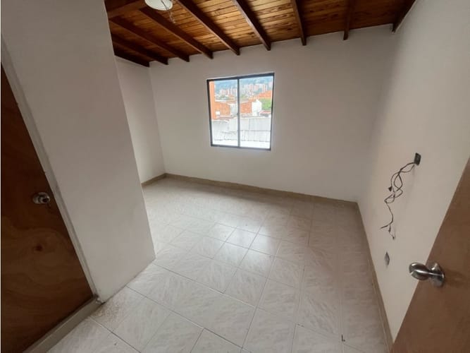 Local en arriendo en San Marcos, Envigado, 100 m² · foto 3 de 11