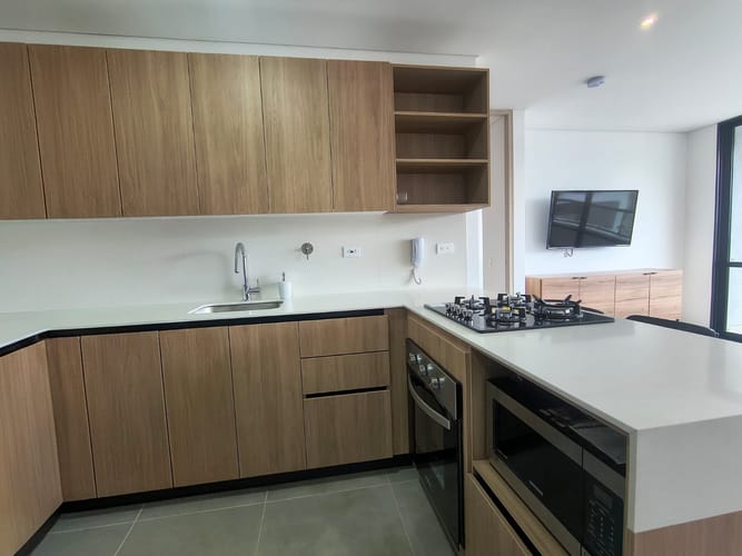 Apartamento de 1 alcoba en arriendo en El Poblado, Medellín, 73 m² · foto 4 de 13
