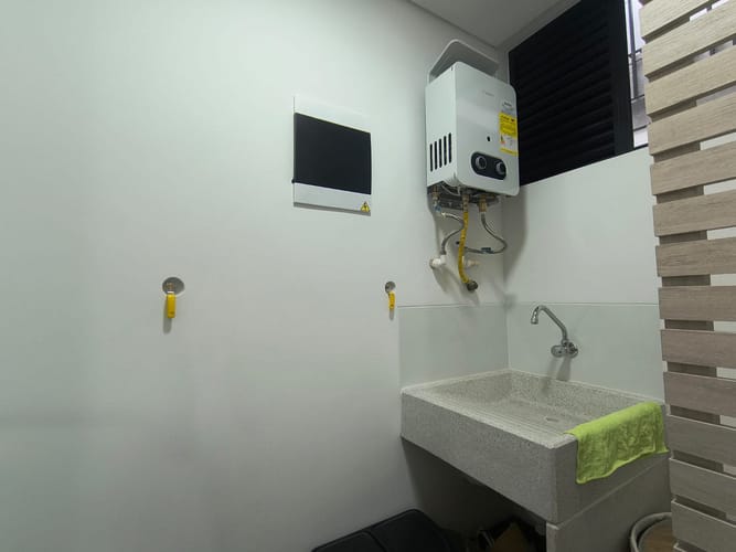 Apartamento de 1 alcoba en arriendo en El Poblado, Medellín, 73 m² · foto 8 de 13