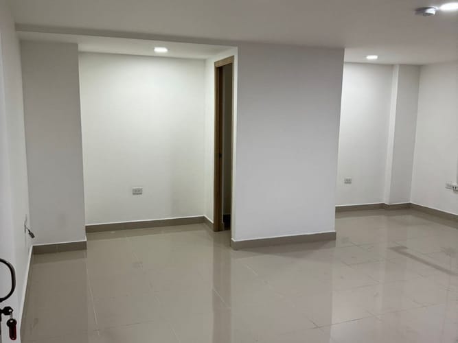 Oficina en arriendo en Mayorca, Sabaneta, 32 m² · foto 5 de 10