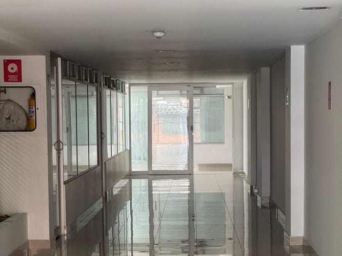 Oficina en arriendo en Mayorca, Sabaneta, 32 m² · foto 8 de 10