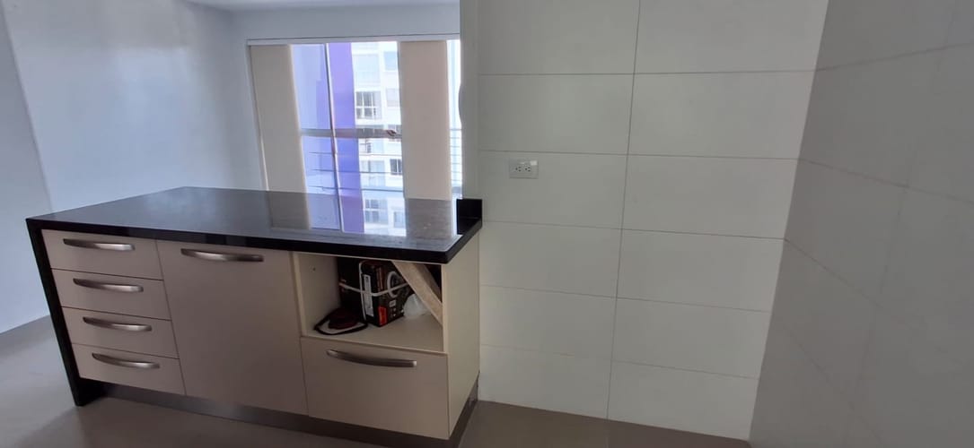 Apartamento de 3 alcobas en venta en Casco Antiguo - Floridablanca, Floridablanca, 85 m² · foto 5 de 24