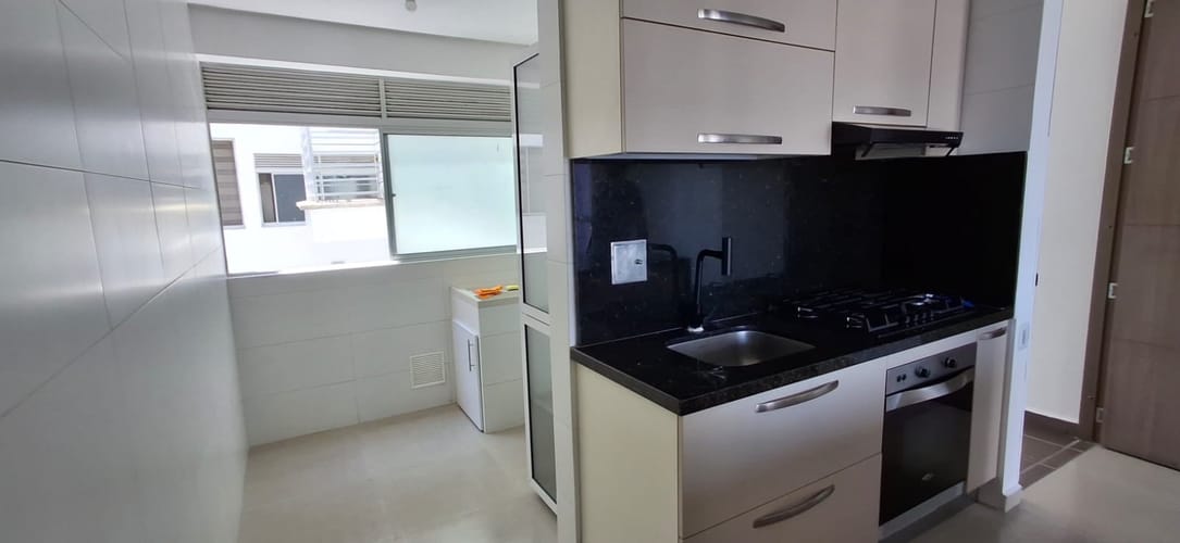Apartamento de 3 alcobas en venta en Casco Antiguo - Floridablanca, Floridablanca, 85 m² · foto 6 de 24