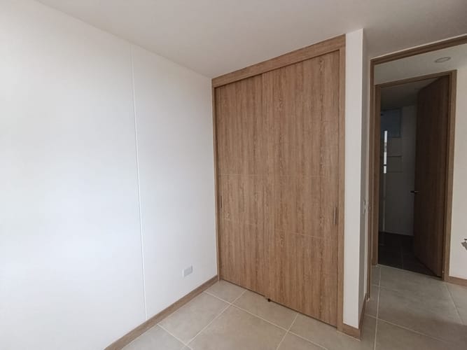 Apartamento de 3 alcobas en arriendo en Los Colegios, Rionegro, 74 m² · foto 10 de 15