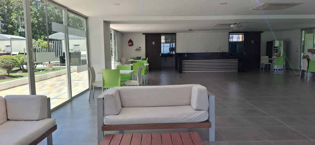Apartamento de 3 alcobas en venta en Casco Antiguo - Floridablanca, Floridablanca, 85 m² · foto 23 de 24