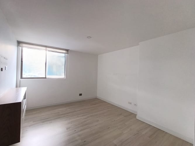 Apartamento de 3 alcobas en arriendo en El Poblado, Medellín, 124 m² · foto 5 de 18