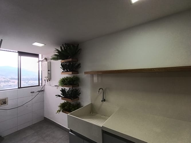 Apartamento de 3 alcobas en arriendo en El Poblado, Medellín, 124 m² · foto 18 de 18
