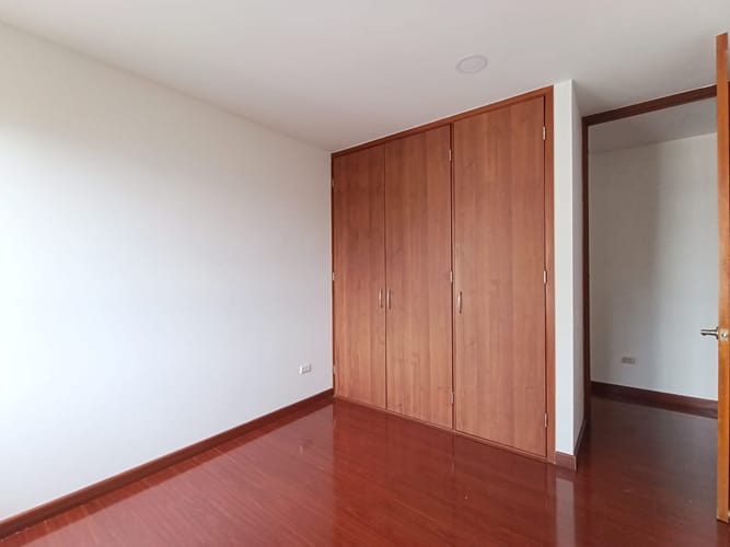 Apartamento de 3 alcobas en arriendo en El Poblado, Medellín, 120 m² · foto 13 de 18