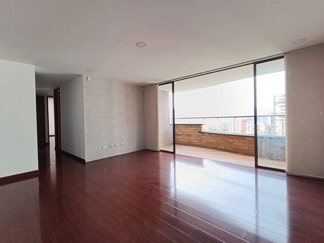 Apartamento de 3 alcobas en arriendo en El Poblado, Medellín, 120 m² · foto 15 de 18
