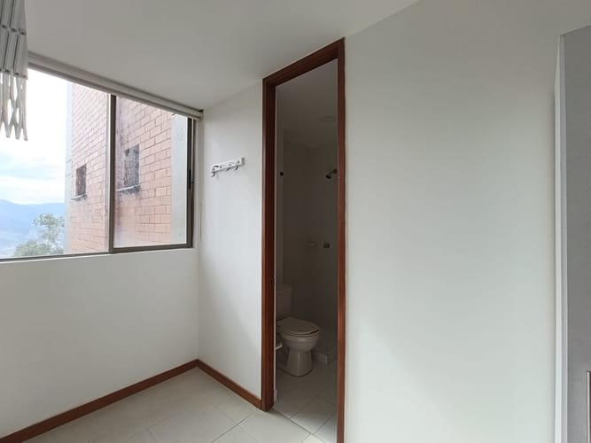 Apartamento de 3 alcobas en arriendo en El Poblado, Medellín, 120 m² · foto 18 de 18