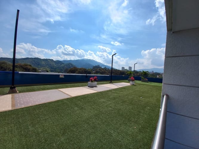 Apartamento de 3 alcobas en venta en Picaleña Y Mirolindo, Ibagué, 67 m² · foto 7 de 24