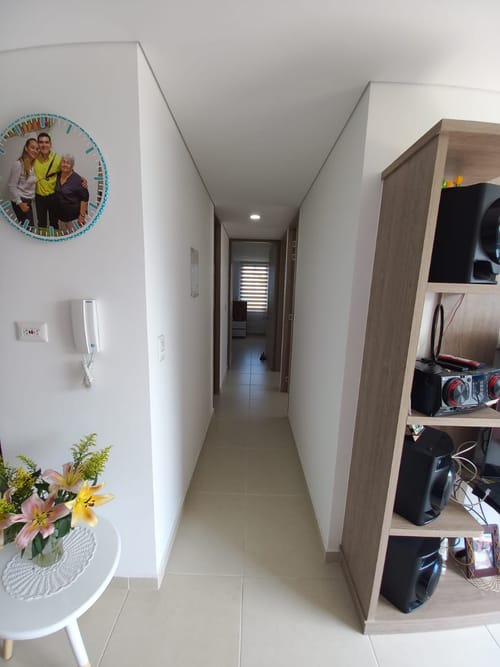 Apartamento de 3 alcobas en venta en Picaleña Y Mirolindo, Ibagué, 67 m² · foto 18 de 24