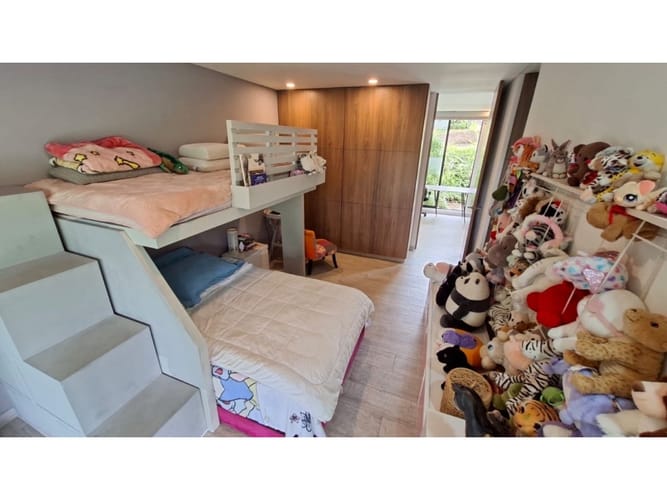 Casa de 3 alcobas en venta en El Congal, Armenia, 317 m² · foto 18 de 24
