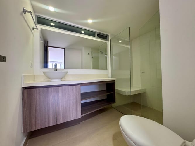 Apartamento de 2 alcobas en arriendo en Loma Del Escobero, Envigado, 74 m² · foto 11 de 14