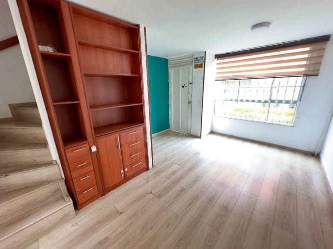 Casa de 4 alcobas en venta en Alamos, Bogotá, 72 m² · foto 6 de 24