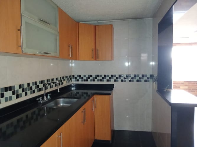 Casa de 3 alcobas en venta en Aranzoque, Floridablanca, 98 m² · foto 3 de 24