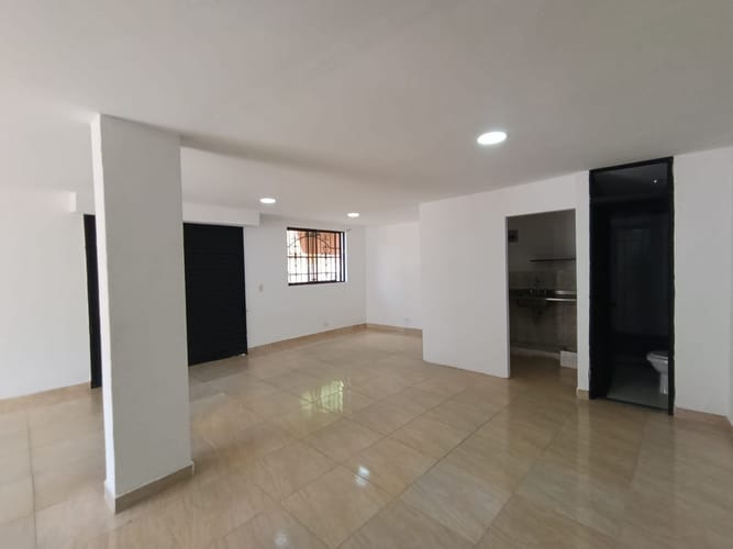 Local en arriendo en Glorieta Pilsen, Itagüí, 69 m² · foto 5 de 14