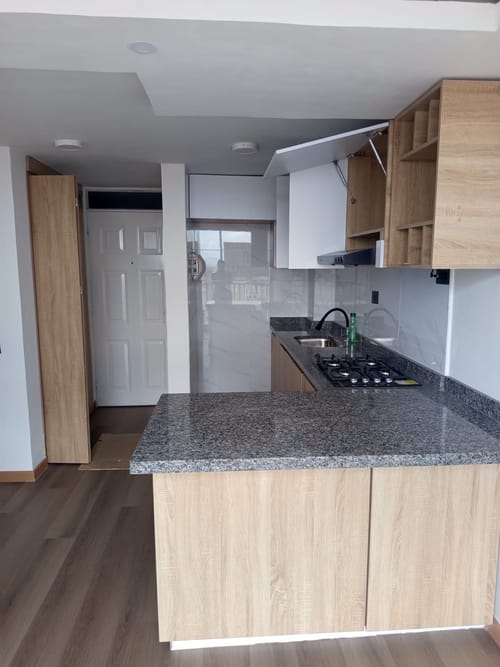 Apartamento en arriendo en Fontibon, Bogotá · foto 8 de 15