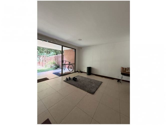 Casa de 3 alcobas en venta en El Poblado, Medellín, 289 m² · foto 7 de 23