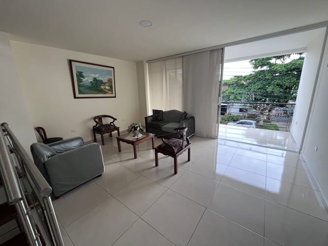 Casa de 4 alcobas en venta en La Victoria, Bucaramanga, 330 m² · foto 18 de 24