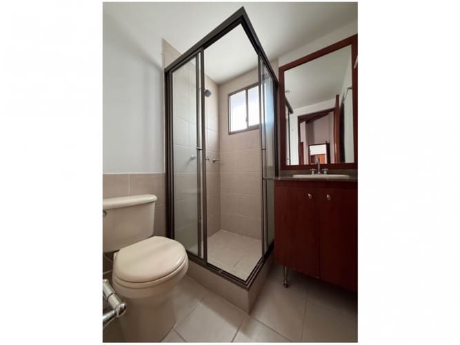 Casa de 3 alcobas en venta en El Poblado, Medellín, 289 m² · foto 19 de 23