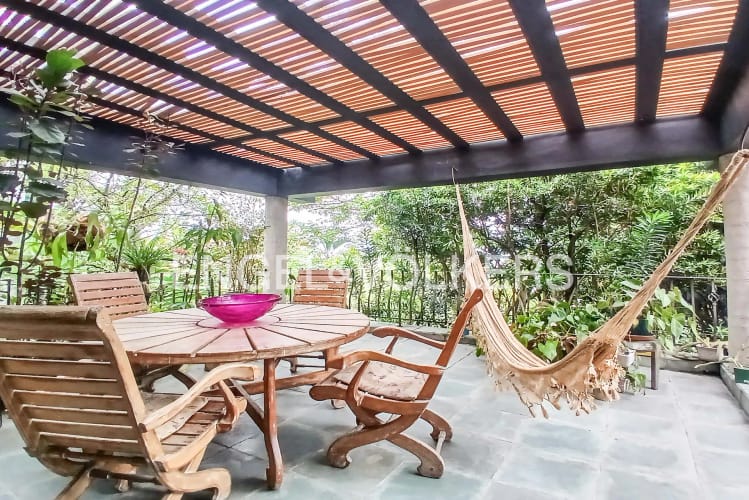 Casa de 4 alcobas en venta en San Lucas, Medellín, 438 m² · foto 5 de 16