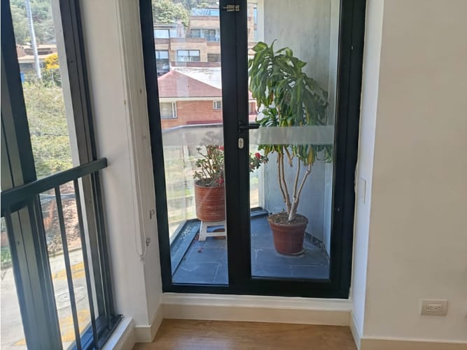 Apartamento de 3 alcobas en venta en El Refugio, Bogotá, 191 m² · foto 13 de 15