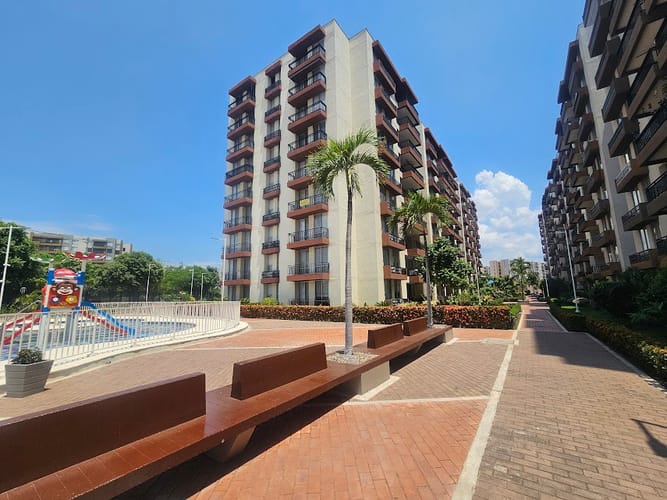 Apartamento de 3 alcobas en arriendo en Ricaurte, Ricaurte, 110 m² · foto 2 de 24