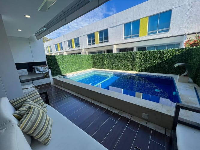 Casa de 3 alcobas en venta en Ricaurte, Ricaurte, 126 m² · foto 2 de 24