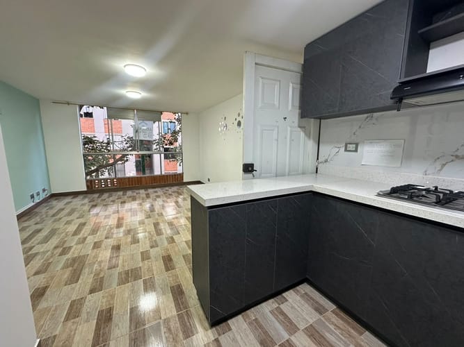 Apartamento de 3 alcobas en arriendo en El Trapiche, Bello, 50 m² · foto 3 de 16