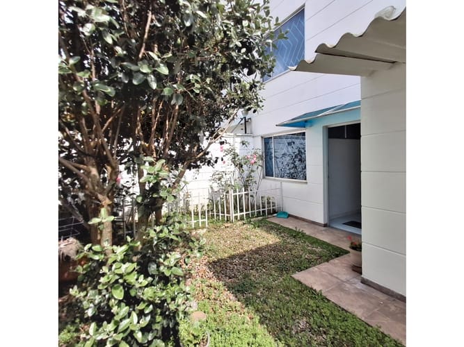 Casa de 9 alcobas en venta en Andes Norte, Bogotá, 270 m² · foto 16 de 17