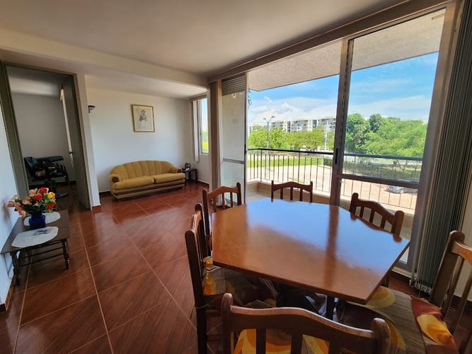 Apartamento de 2 alcobas en venta en Ricaurte, Ricaurte, 55 m² · foto 2 de 14