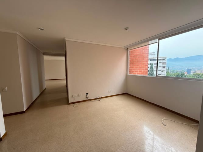 Apartamento de 2 alcobas en arriendo en La Florida, Medellín, 134 m² · foto 5 de 15