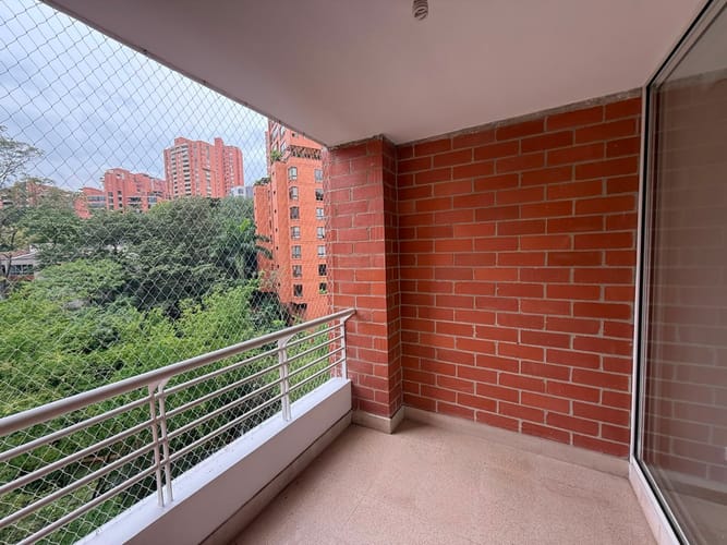 Apartamento de 2 alcobas en arriendo en La Florida, Medellín, 134 m² · foto 7 de 15