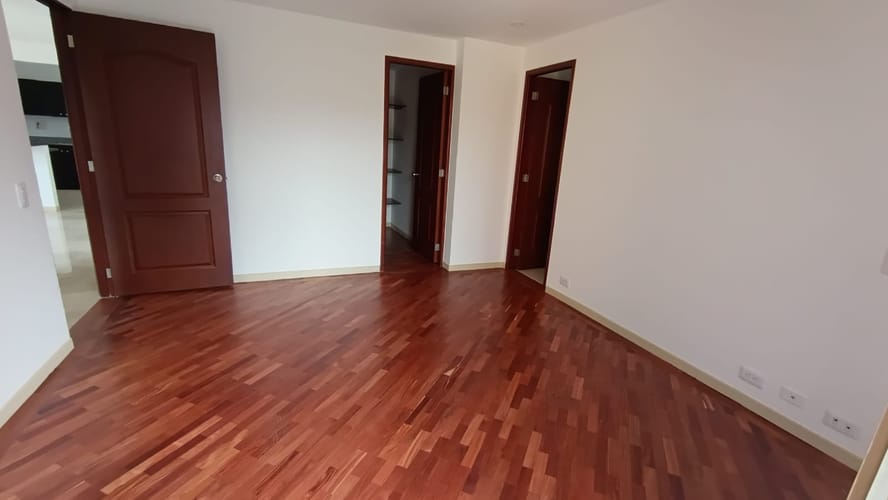 Apartamento de 3 alcobas en arriendo en La Florida, Medellín, 117 m² · foto 9 de 21