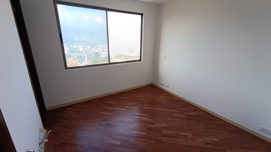 Apartamento de 3 alcobas en arriendo en La Florida, Medellín, 117 m² · foto 14 de 21