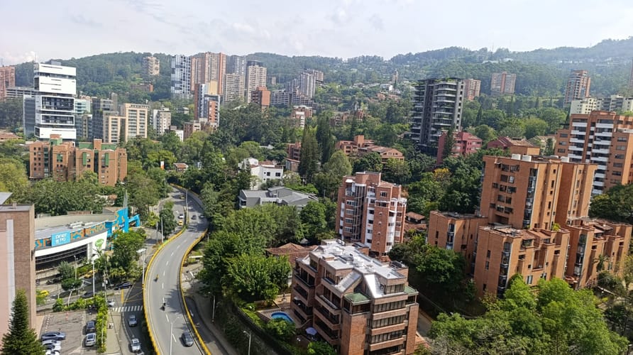 Apartamento de 3 alcobas en arriendo en La Florida, Medellín, 117 m² · foto 19 de 21