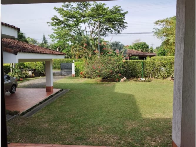 Casa de 3 alcobas en venta en Las Mercedes, Jamundí, 250 m² · foto 6 de 15