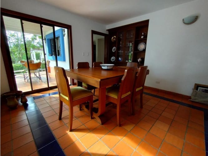 Casa de 3 alcobas en venta en Las Mercedes, Jamundí, 250 m² · foto 11 de 15