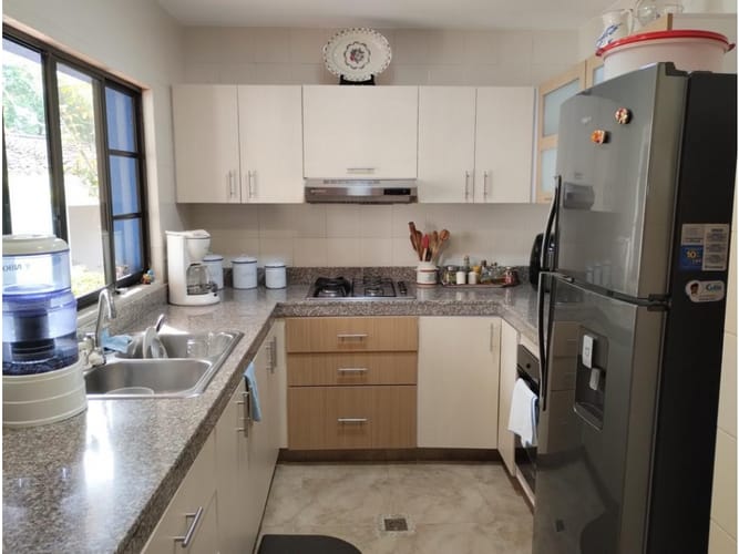 Casa de 3 alcobas en venta en Las Mercedes, Jamundí, 250 m² · foto 12 de 15